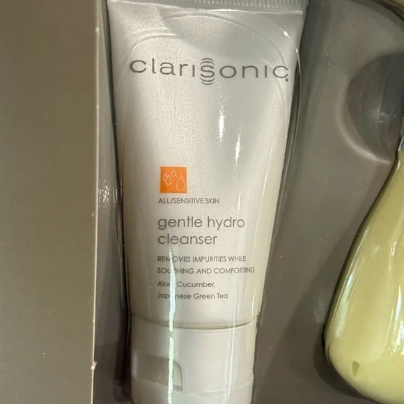 Clarisonic Mia 1 Speed Sonic Skin Cleansing Brush Yellow